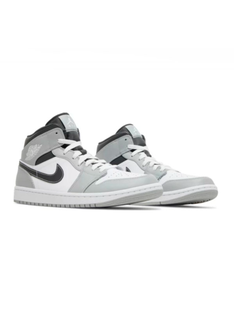 Картинка Кроссовки мужские баскетбольные Nike Air Jordan 1 Mid Light Smoke Grey