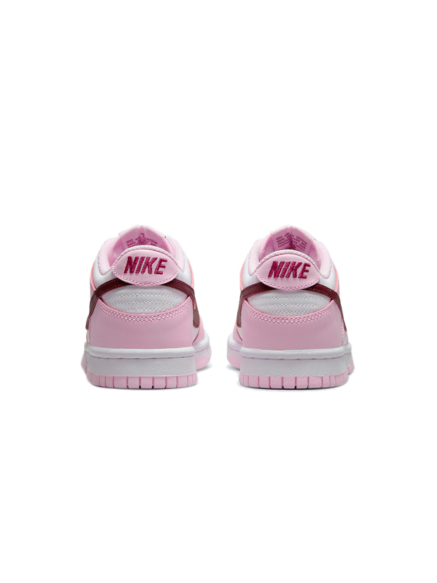 Картинка Кроссовки женские кожаные Nike Dunk Low GS White Pink Red