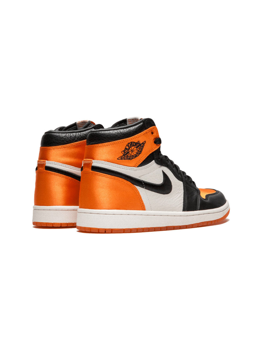 Картинка Кроссовки осенние Nike Air Jordan 1 Retro Shattered Backboard