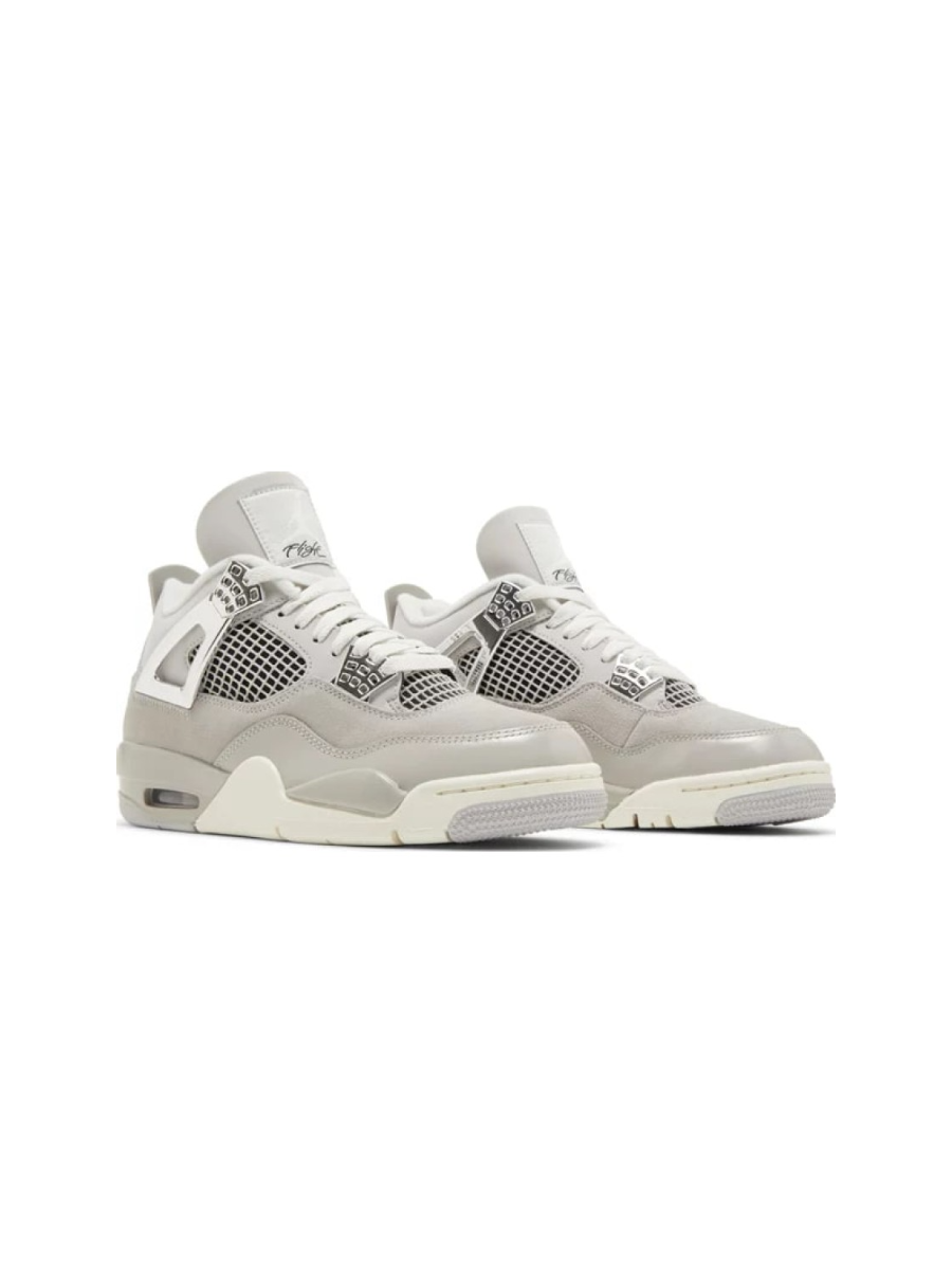 Картинка Кроссовки мужские спортивные Nike Air Jordan 4 Frozen Moments