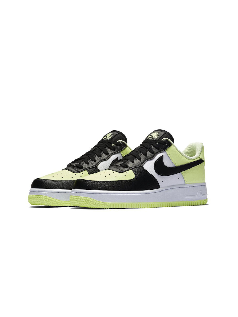 Картинка Кроссовки баскетбольные Nike Air Force 1 '07 Barely Volt Black