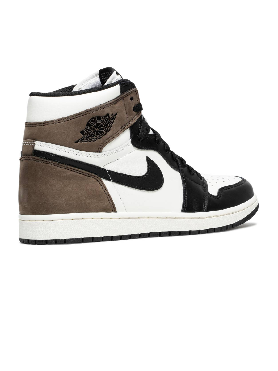 Картинка Кроссовки кожаные Nike Air Jordan 1 Retro High Dark Mocha