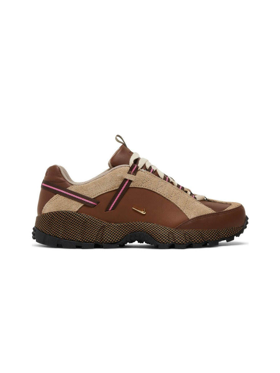 Картинка Кроссовки Nike Air Humara LX Jacquemus Ale Brown Gold