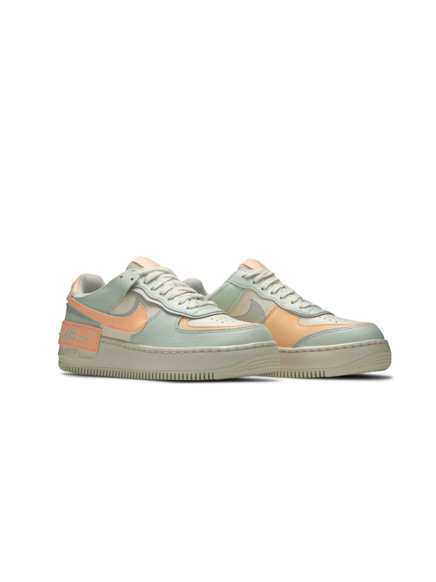 Картинка Кроссовки осенние Nike Air Force 1 Low Shadow Sail Barely Green