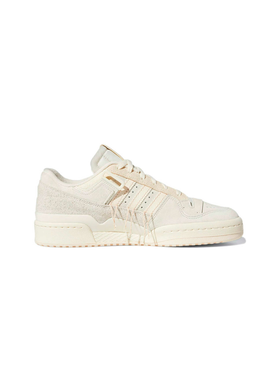 Картинка Кроссовки женские утепленные Adidas Forum 84 Low Off White