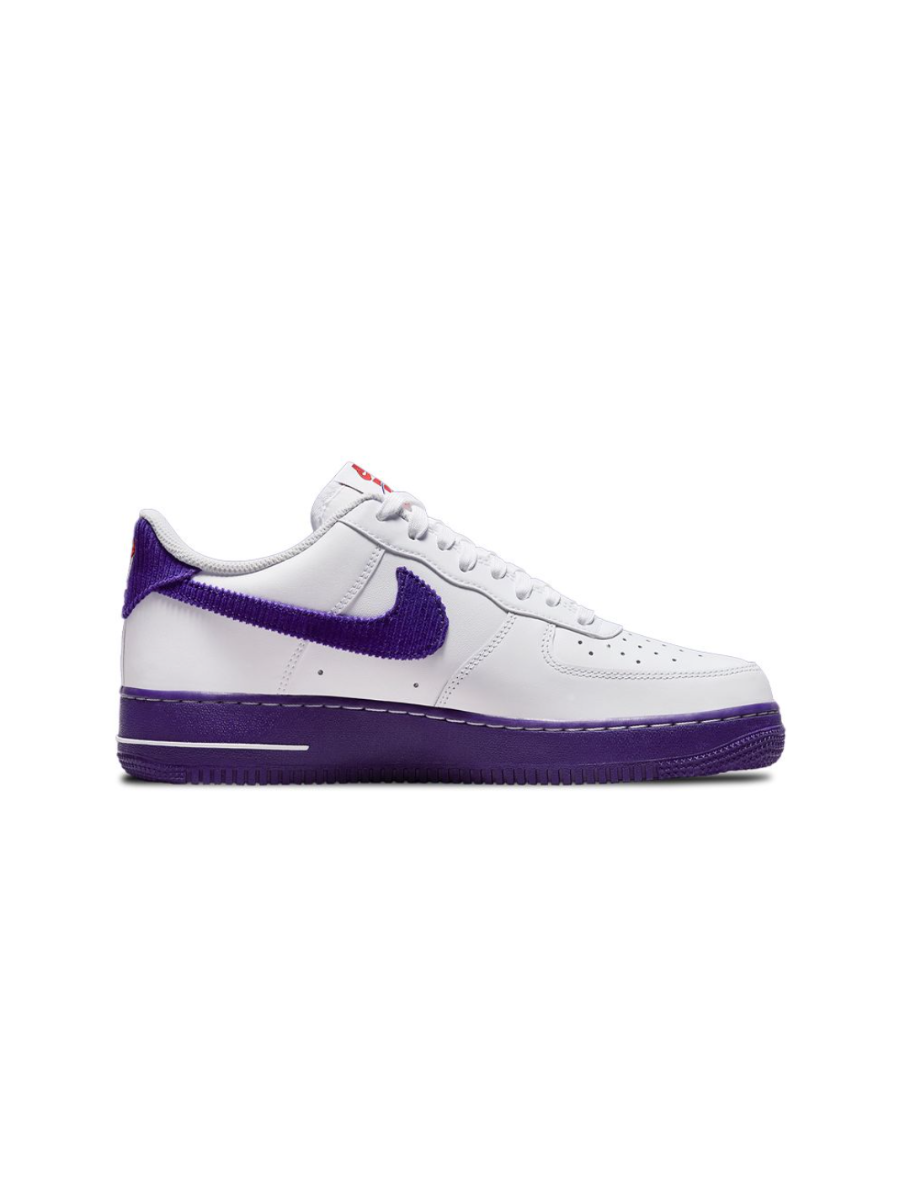 Картинка Кроссовки Nike Air Force 1 07 LV8 EMB White Court Purple