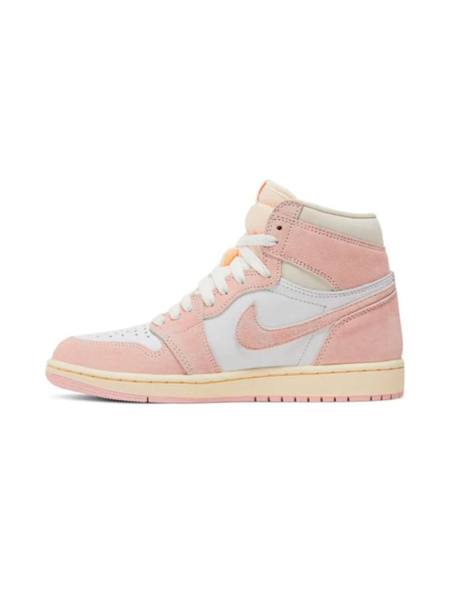 Картинка Кроссовки женские кожаные Nike Air Jordan 1 High Pink