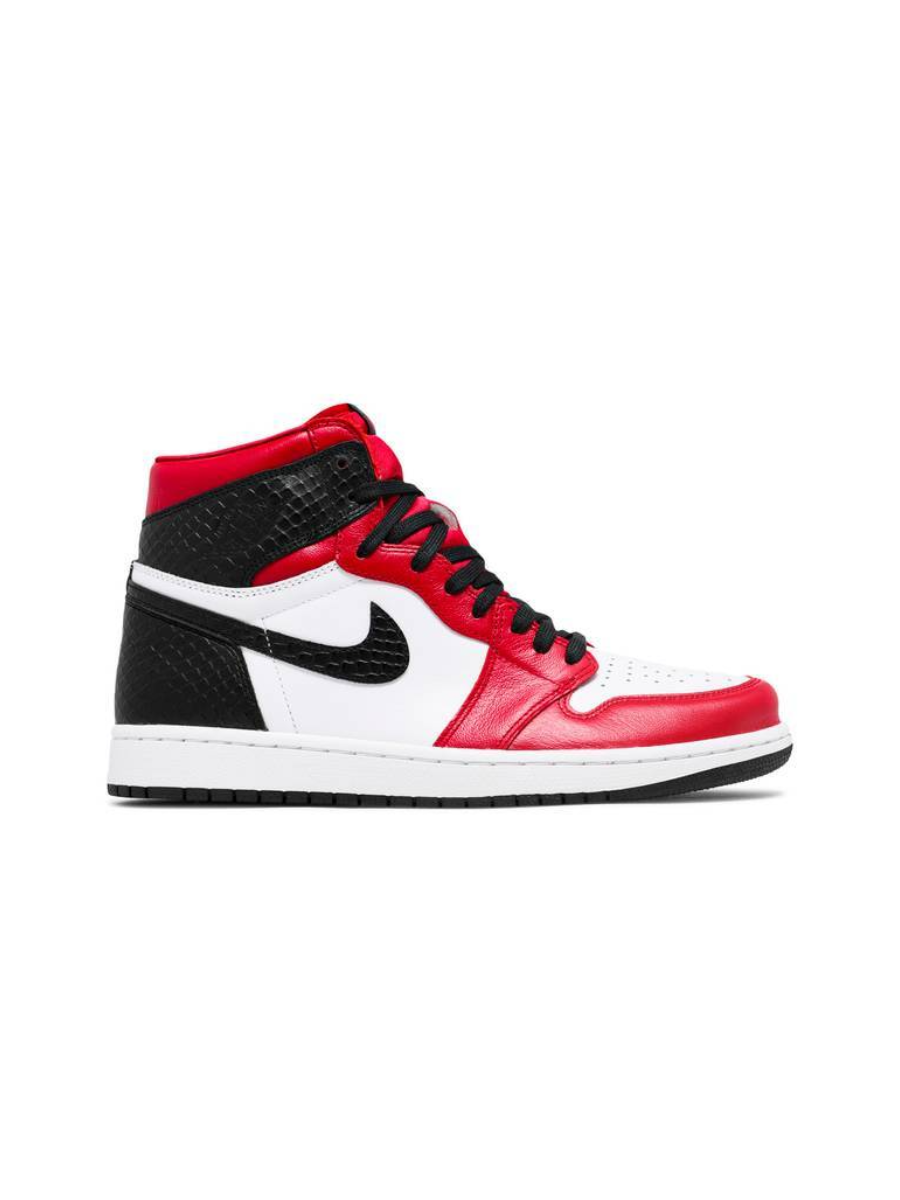 Картинка Кроссовки треккинговые Nike Air Jordan 1 High OG Satin Snake