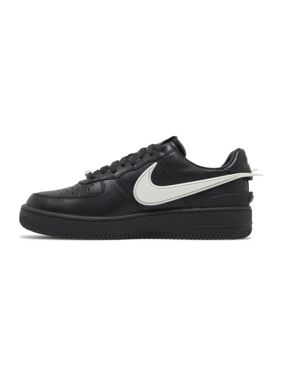 Картинка Кроссовки мужские баскетбольные Nike Air Force 1 Low x Ambush