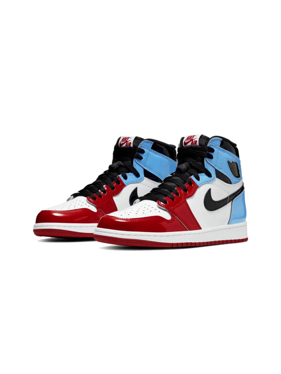 Картинка Кроссовки Nike Air Jordan 1 Retro High Fearless UNC Chicago