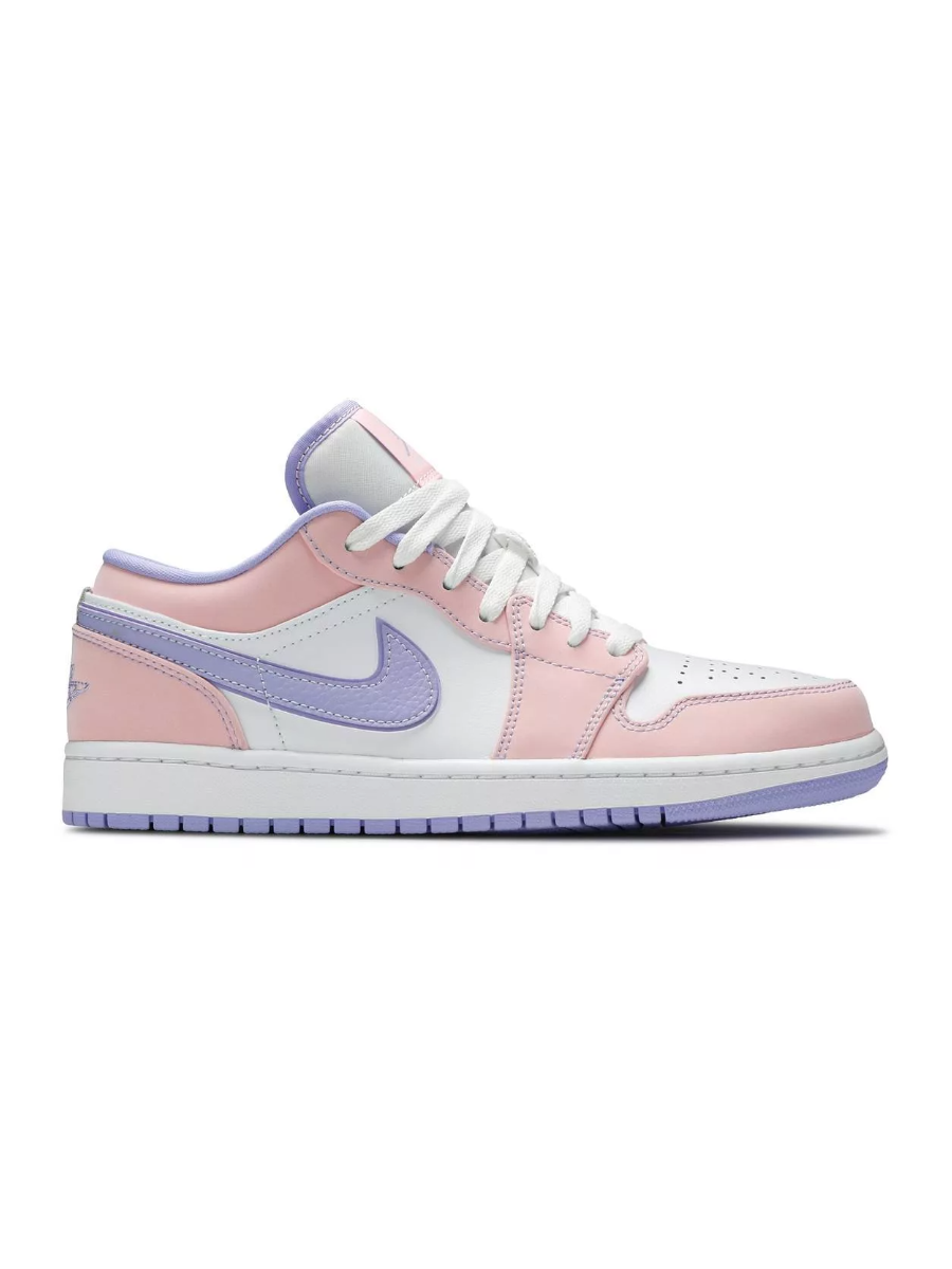 Картинка Кроссовки весенние Nike Air Jordan 1 Low SE Arctic Punch