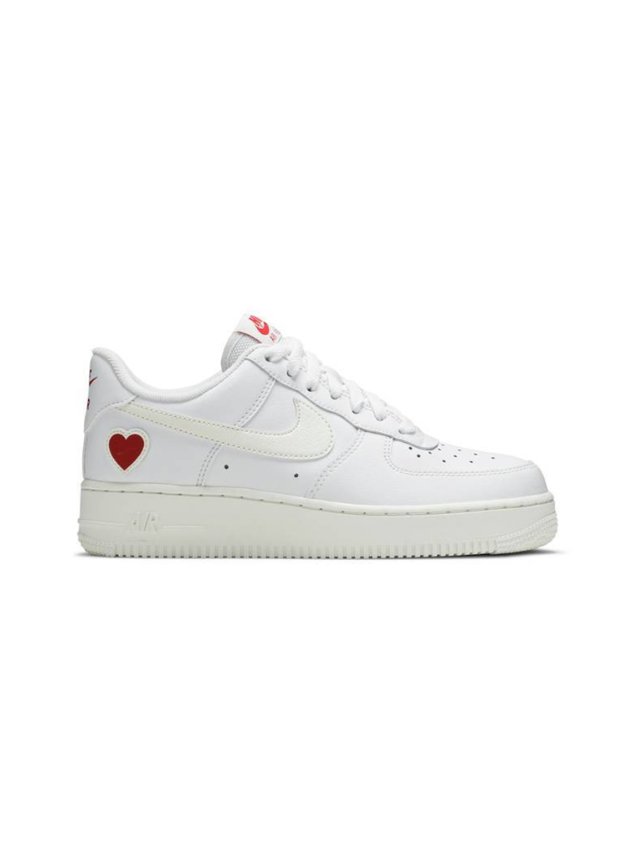 Картинка Кроссовки женские для девочек Nike Air Force 1 Low Valentine's Day