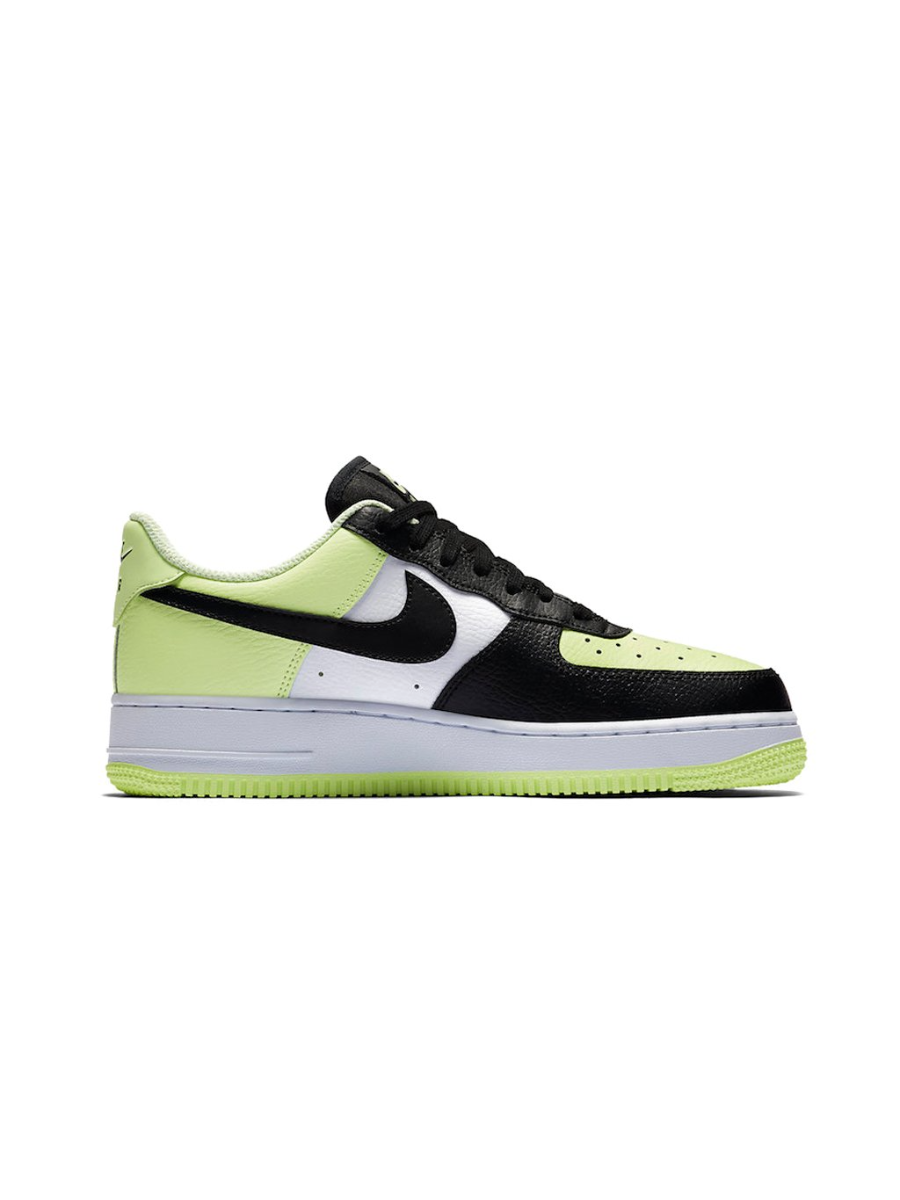 Картинка Кроссовки баскетбольные Nike Air Force 1 '07 Barely Volt Black