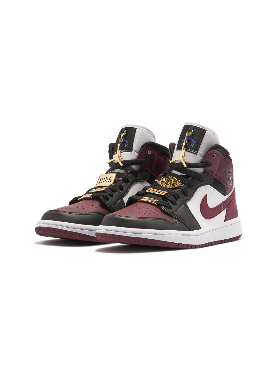 Картинка Кроссовки баскетбольные высокие Nike Air Jordan 1 Mid Maroon Black